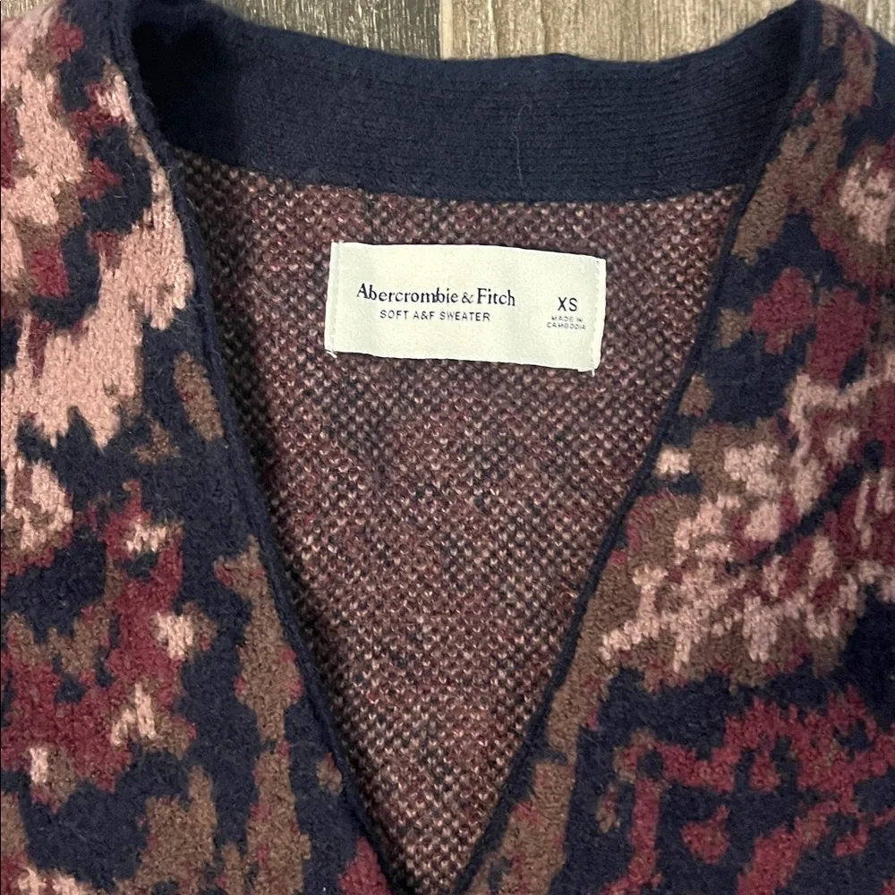 Abercrombie & Fitch Soft Patterned Knit Sweater - Burgundy and Navy - Picture 2 of 3
